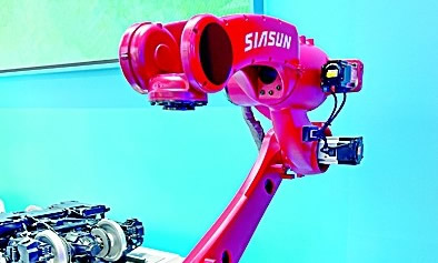 機器人透出“中國智造”的技術(shù)奮進